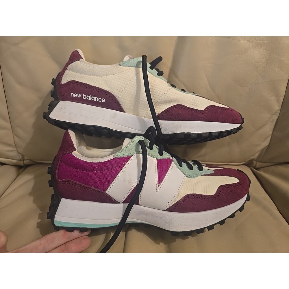 New Balance 327 Women's Athletic Shoes Retro Style Purple White Teal Size 8.5 - Picture 2 of 11